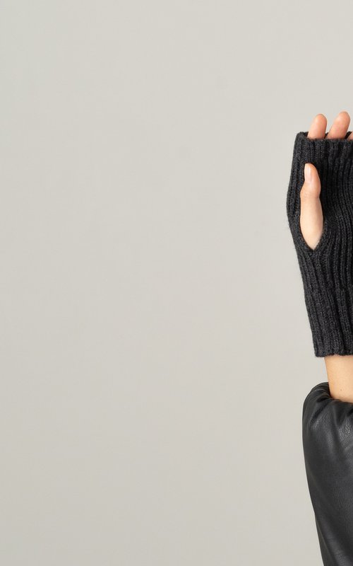 RIB KNIT MITTENS 2431/10